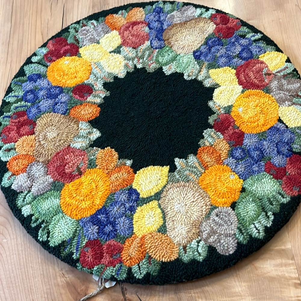 Round Fruit Hooked Wall hanging